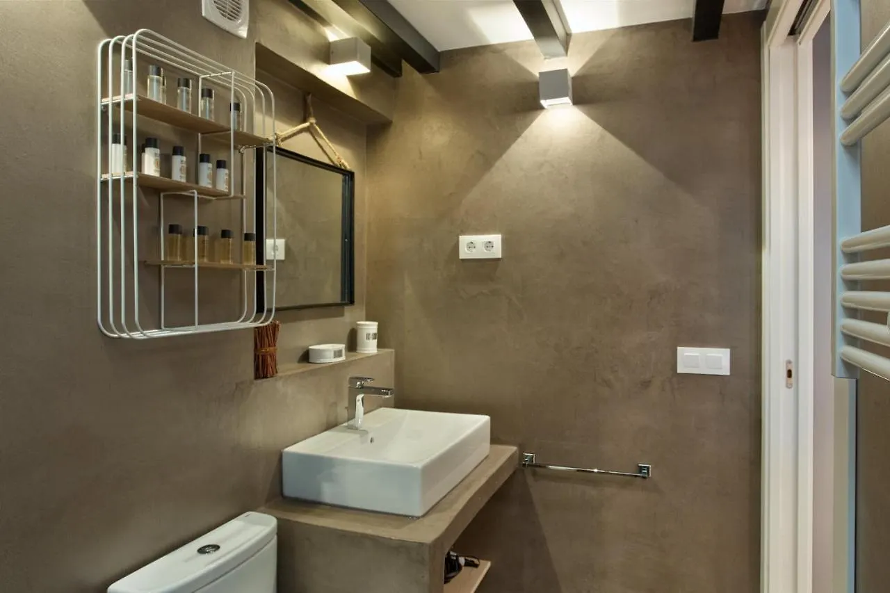 Urban District Apartments - Barcelona Smart Vintage Lofts And Apartments