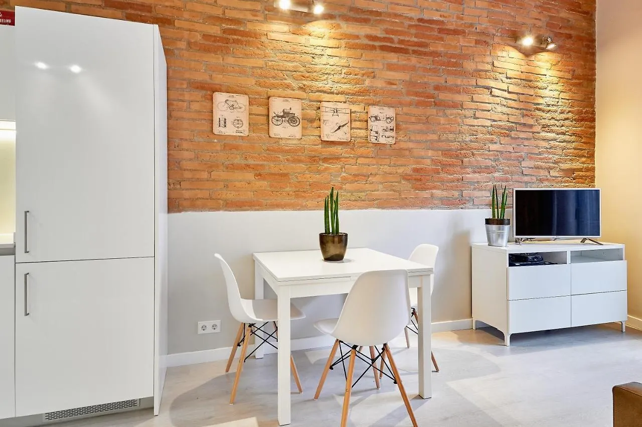 Urban District Apartments - Barcelona Smart Vintage Lofts And Apartments