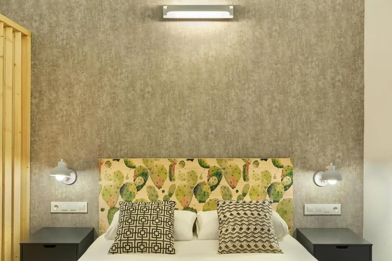 Urban District Apartments - Barcelona Smart Vintage Lofts And Apartments 0*,  İspanya