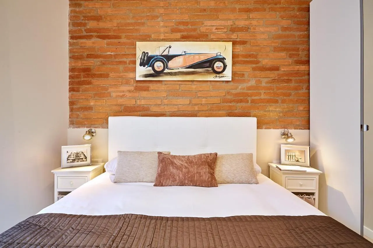 Urban District Apartments - Barcelona Smart Vintage Lofts And Apartments İspanya